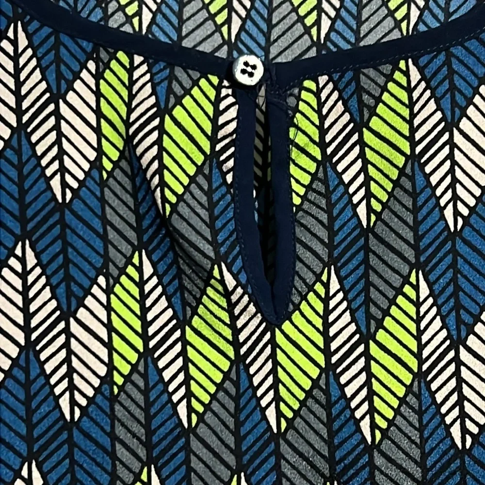 Collective Concepts women’s blouse - Size Medium Petite - Multicolored - Picture 3 of 7